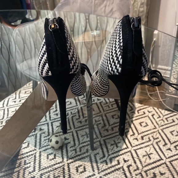 Zara heels size 38 - Picture 3 of 6